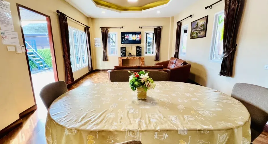 For rent 6 bedrooms villa in Bang Lamung, Chonburi