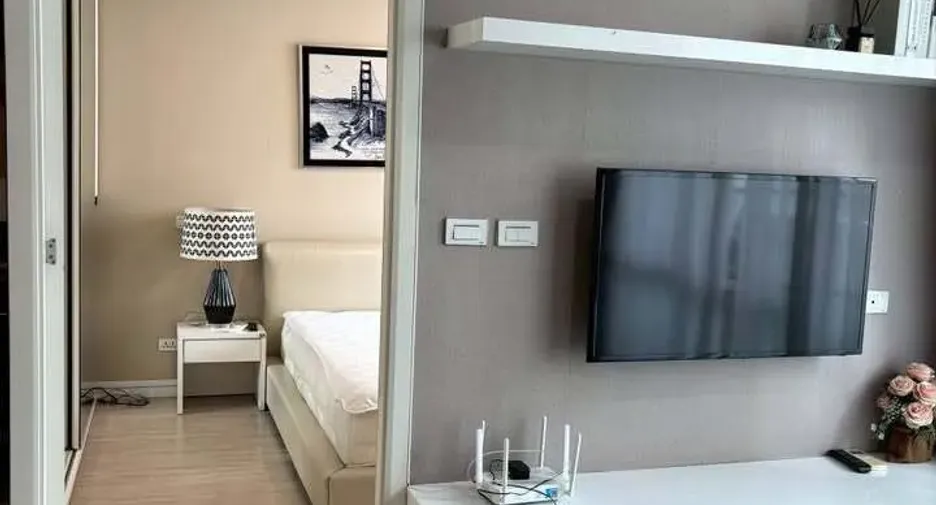 For rent 1 bed condo in Huai Khwang, Bangkok