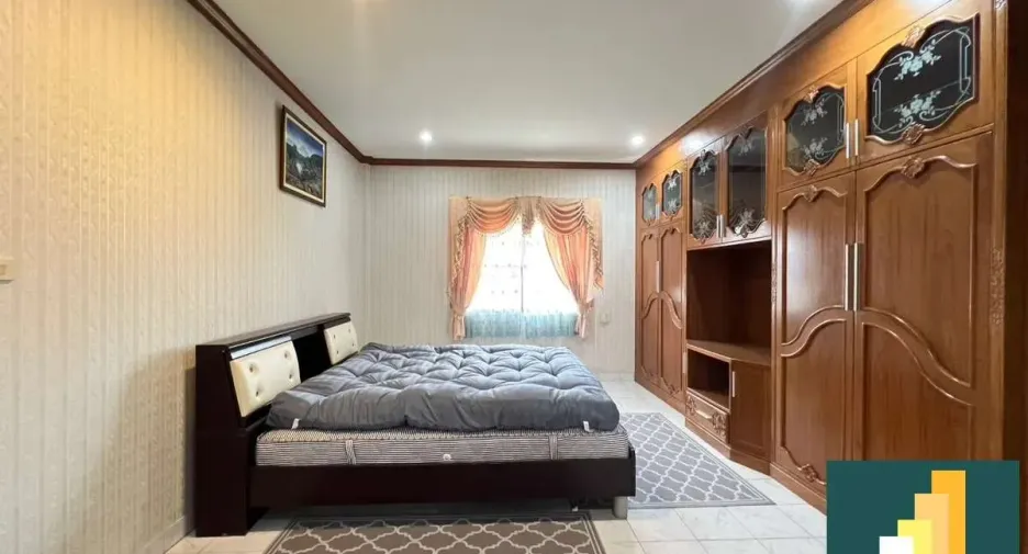 For rent 5 bedrooms house in Bang Lamung, Chonburi