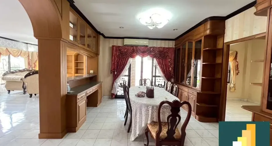 For rent 5 bedrooms house in Bang Lamung, Chonburi