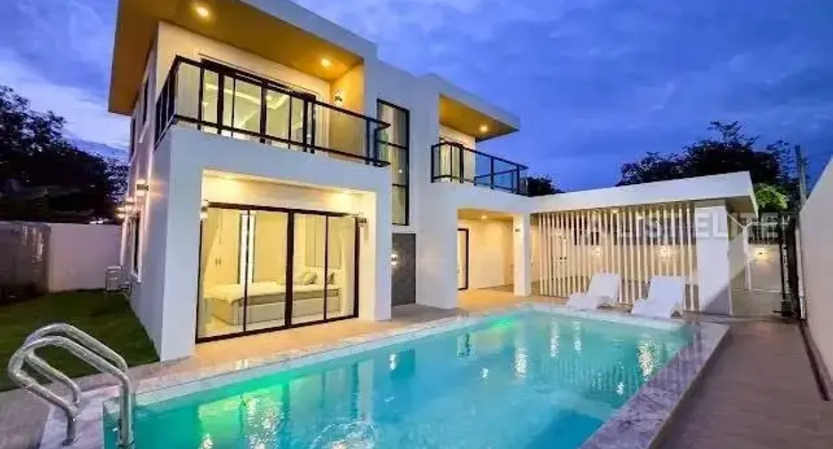 For rent 5 bedrooms house in Bang Lamung, Chonburi
