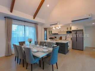 Haus zur Miete mit 5 Zimmer in Bang Lamung, Chonburi