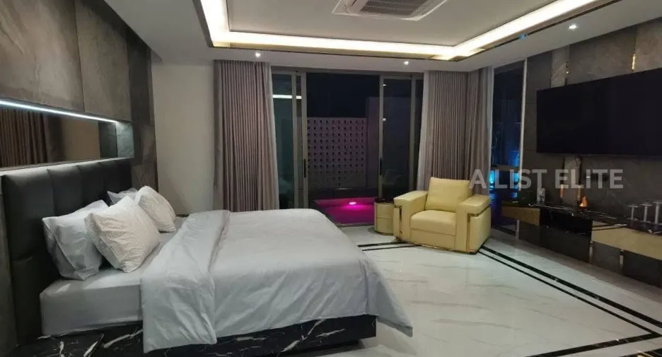 À louer 6 chambres maison à Bang Lamung, Chonburi