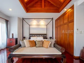 Haus zur Miete mit 4 Zimmer in Bang Lamung, Chonburi