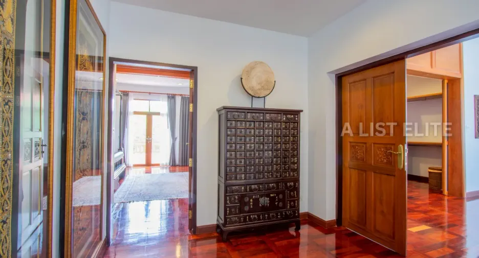 For rent 4 bedrooms house in Bang Lamung, Chonburi
