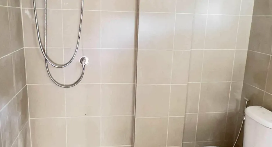 For rent 3 bedrooms townhouse in Mueang Chiang Mai, Chiang Mai