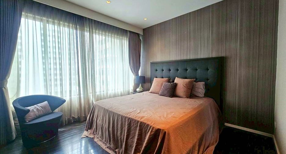 For rent そして for sale 3 ベッドルーム condo in Khlong Toei, Bangkok