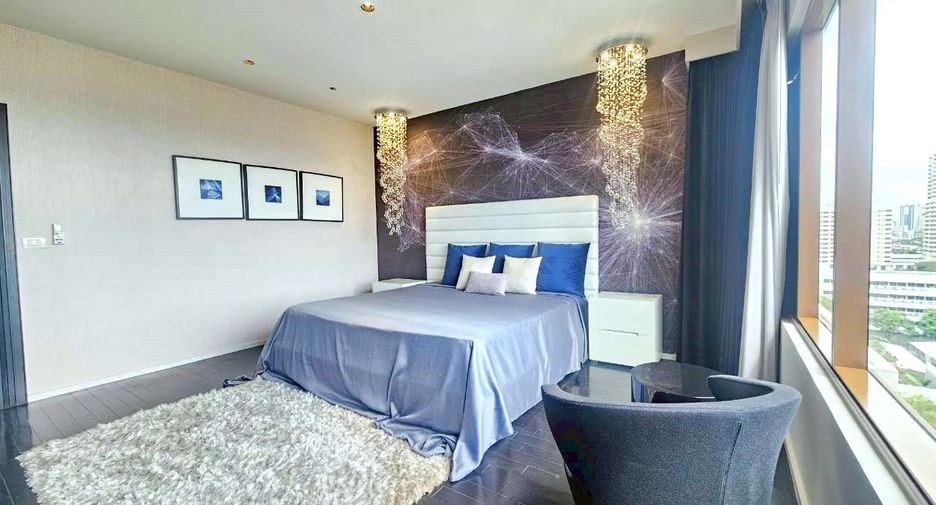 For rent そして for sale 3 ベッドルーム condo in Khlong Toei, Bangkok