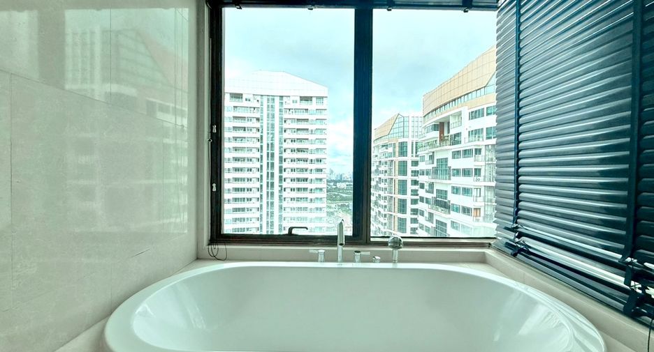 Wohnung zur Miete und zum Kauf mit 3 Zimmer in Khlong Toei, Bangkok