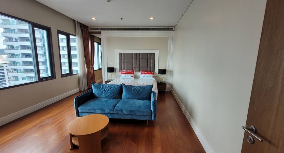 Wohnung zur Miete mit 3 Zimmer in Khlong Toei, Bangkok