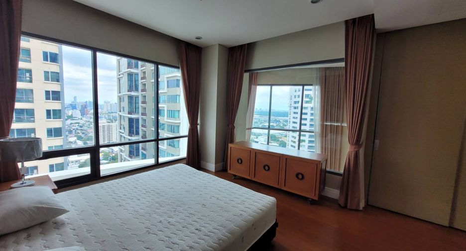 Wohnung zur Miete mit 3 Zimmer in Khlong Toei, Bangkok