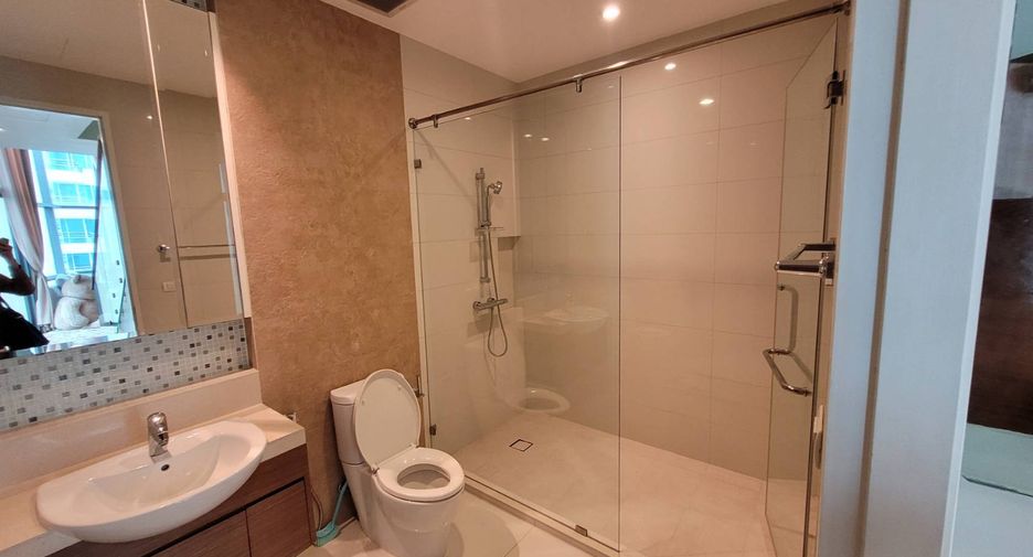 Wohnung zur Miete mit 3 Zimmer in Khlong Toei, Bangkok