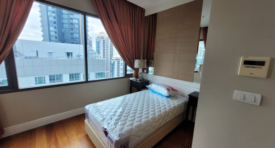 Wohnung zur Miete mit 3 Zimmer in Khlong Toei, Bangkok