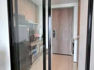 For sale and for rent 1 bed condo in Mueang Samut Prakan, Samut Prakan