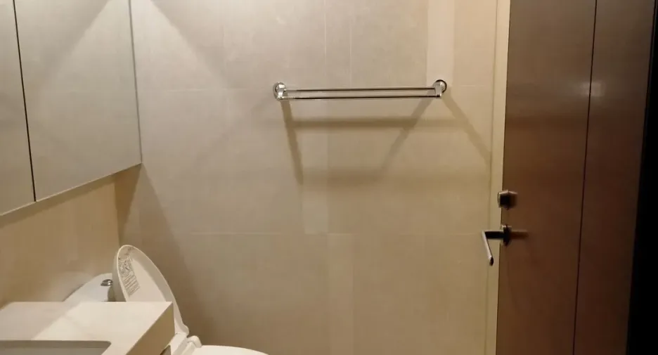 For rent 2 ベッドルーム condo in Watthana, Bangkok