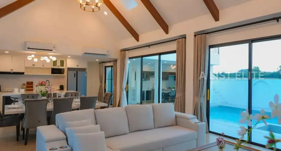 For rent 5 bedrooms house in Bang Lamung, Chonburi