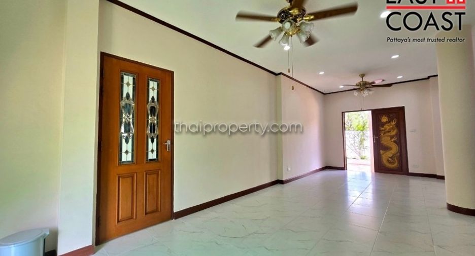 Haus zum Kauf mit 4 Zimmer in Bang Lamung, Chonburi