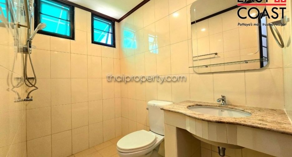 Haus zum Kauf mit 4 Zimmer in Bang Lamung, Chonburi