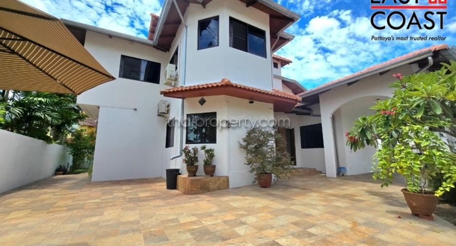 Haus zum Kauf mit 4 Zimmer in Bang Lamung, Chonburi