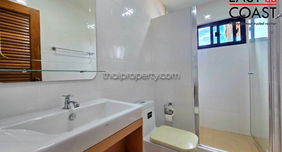 Haus zum Kauf mit 4 Zimmer in Bang Lamung, Chonburi