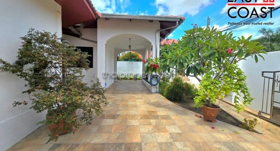 Haus zum Kauf mit 4 Zimmer in Bang Lamung, Chonburi