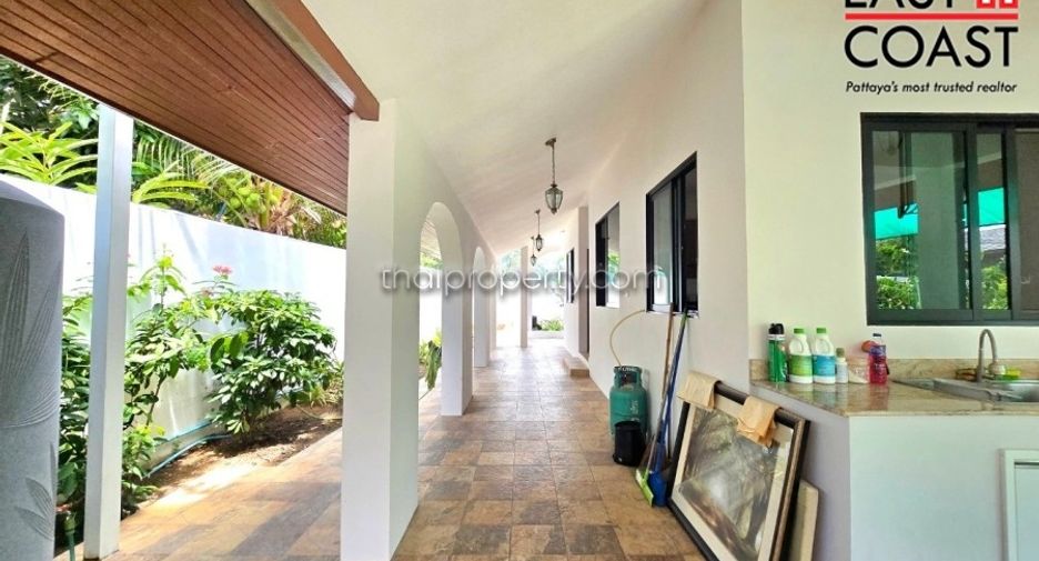 Haus zum Kauf mit 4 Zimmer in Bang Lamung, Chonburi