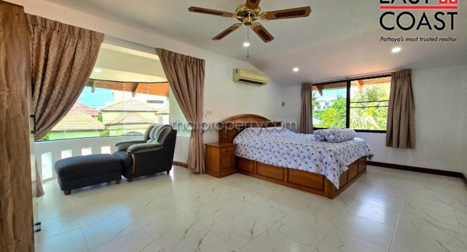 Haus zum Kauf mit 4 Zimmer in Bang Lamung, Chonburi
