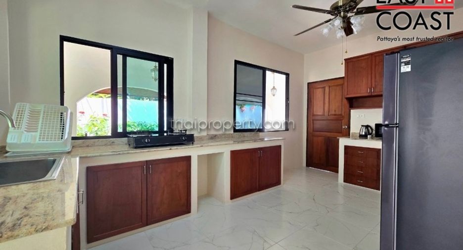 Haus zum Kauf mit 4 Zimmer in Bang Lamung, Chonburi