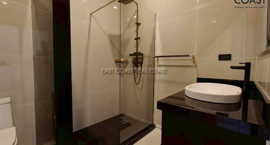 For rent 5 bedrooms house in Bang Lamung, Chonburi