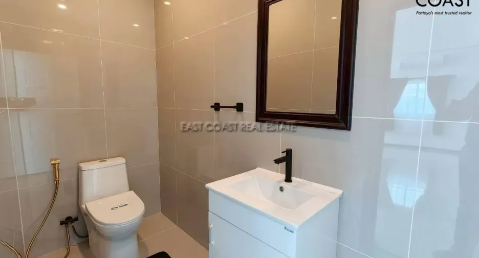 For rent 5 bedrooms house in Bang Lamung, Chonburi