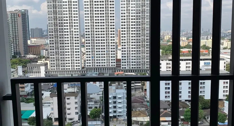 For rent studio condo in Bang Kapi, Bangkok