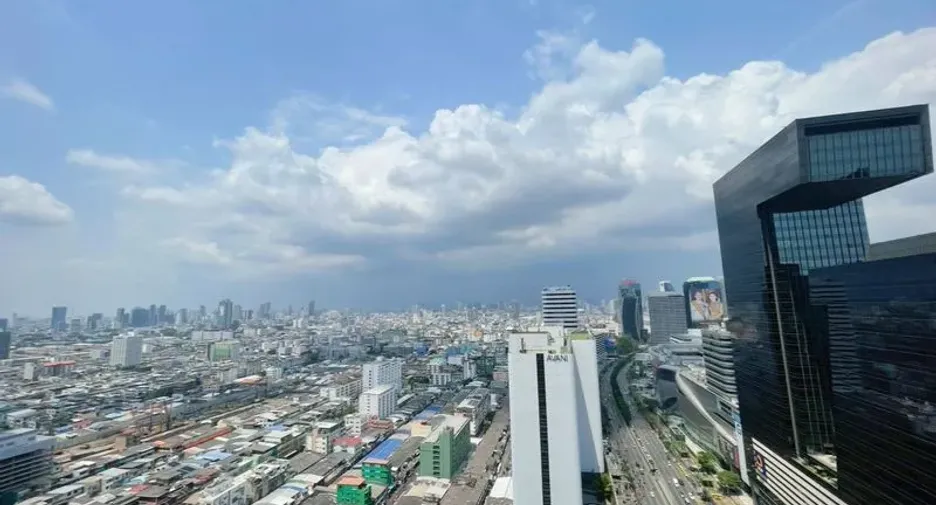 Wohnung zur Miete mit 1 Zimmer in Huai Khwang, Bangkok