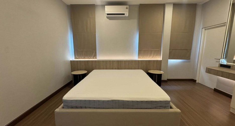 For rent 4 bedrooms house in Bang Phli, Samut Prakan