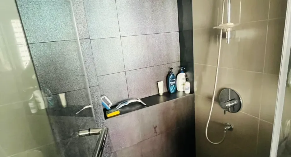 Wohnung zur Miete mit 1 Zimmer in Bang Rak, Bangkok