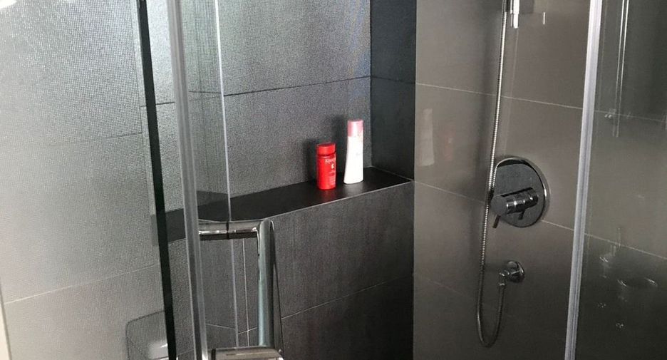 For rent 1 bed condo in Bang Rak, Bangkok