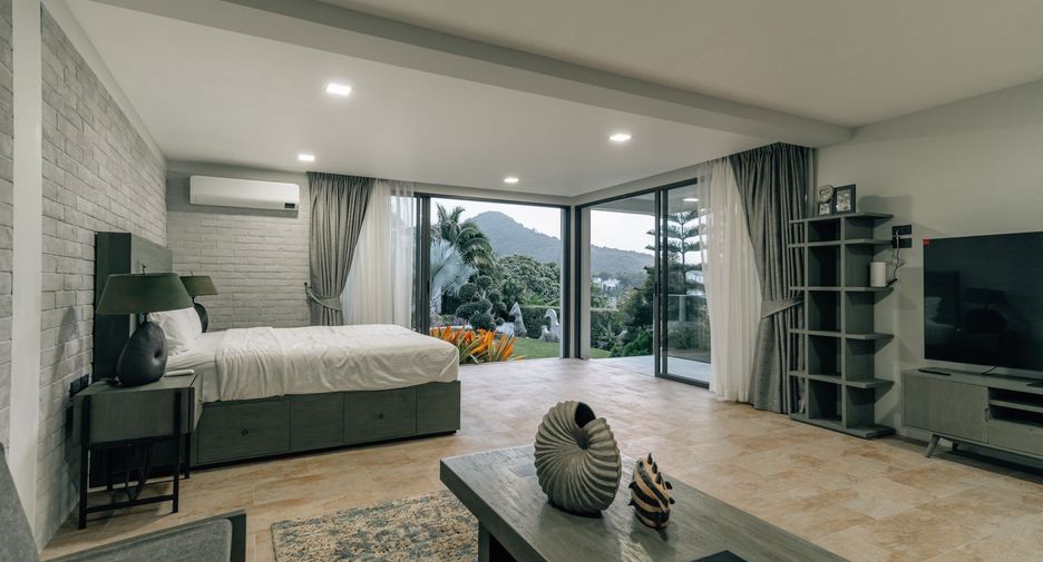 For rent 6 bedrooms villa in Kathu, Phuket