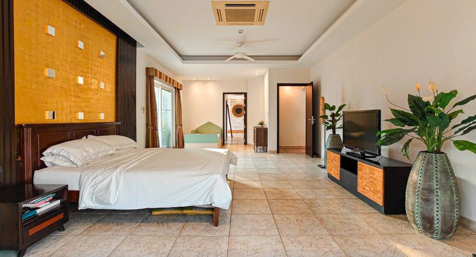 For sale 6 bedrooms house in Bang Lamung, Chonburi