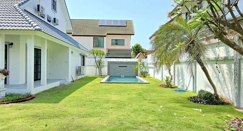 For sale 4 bedrooms villa in Bang Lamung, Chonburi