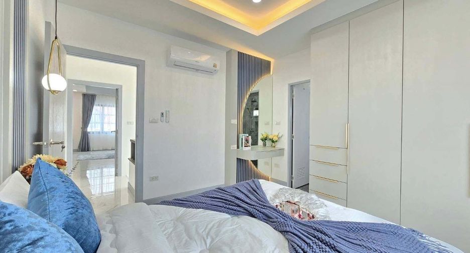 For sale 4 bedrooms villa in Bang Lamung, Chonburi
