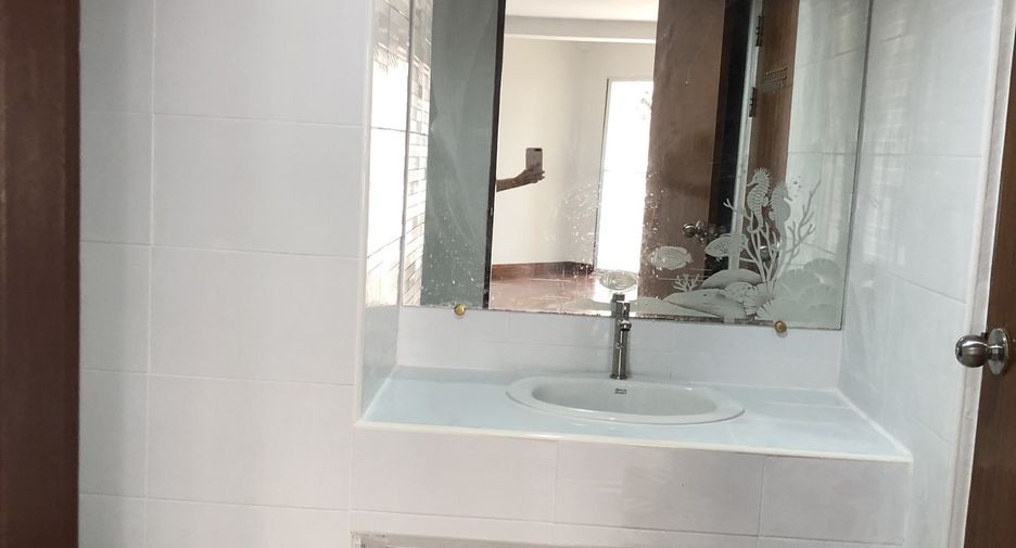 出售 1 卧室 公寓 在 Bang Lamung, Chon Buri