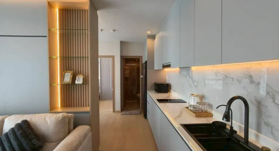 For sale 2 ベッドルーム condo in Bang Lamung, Chonburi