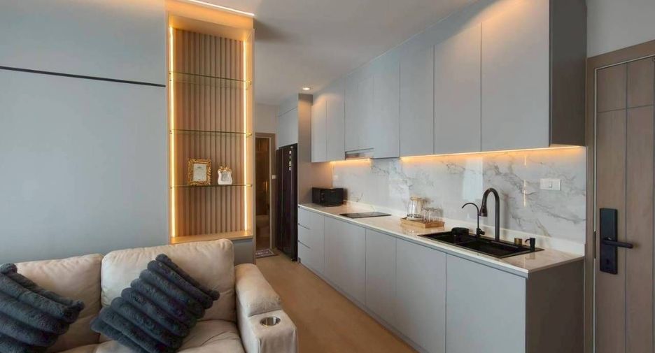 For sale 2 ベッドルーム condo in Bang Lamung, Chonburi