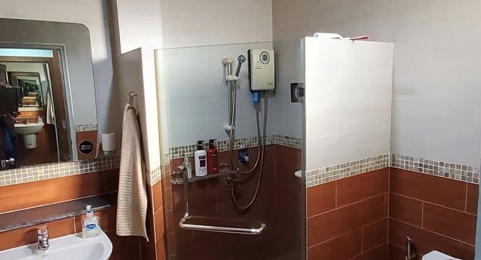 For rent 3 bedrooms house in Pran Buri, Prachuap Khiri Khan