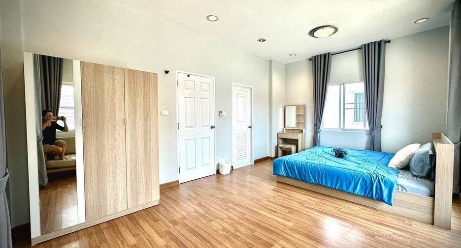 For rent 3 bedrooms house in Lat Krabang, Bangkok