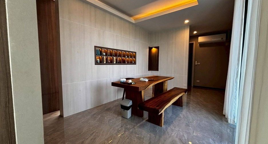 For rent 4 bedrooms villa in Mae Rim, Chiang Mai