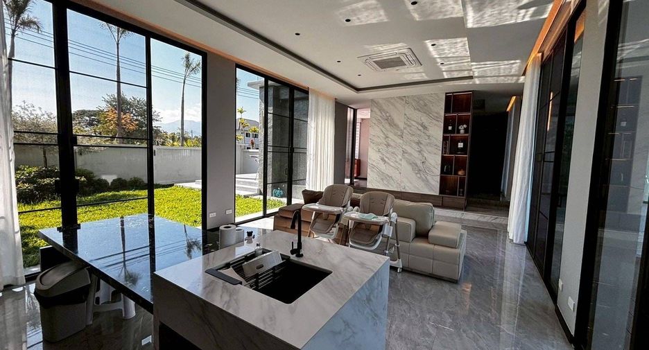 For rent 4 bedrooms villa in Mae Rim, Chiang Mai