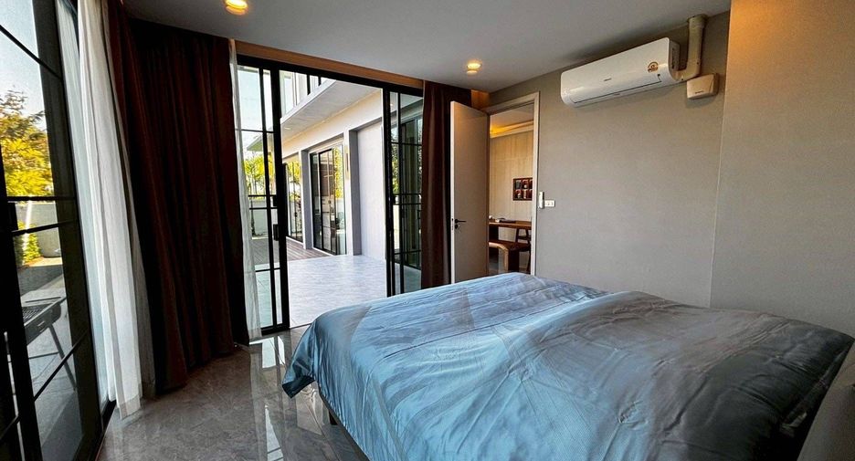 For rent 4 bedrooms villa in Mae Rim, Chiang Mai