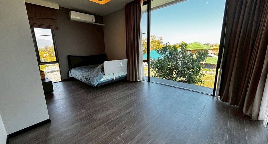 For rent 4 bedrooms villa in Mae Rim, Chiang Mai