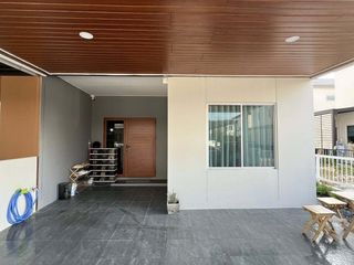 For rent 2 bedrooms townhouse in Mueang Phuket, Phuket