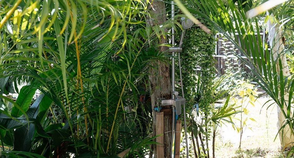 For sale 5 bedrooms villa in Ko Pha-ngan, Surat Thani